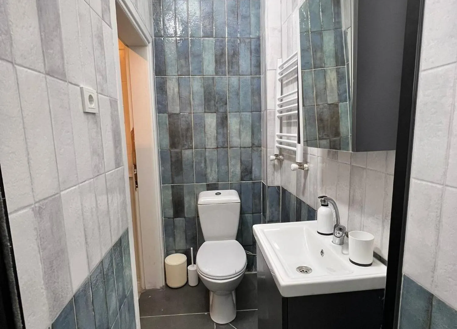 Central 3 Story 5 Bedroom Home With Terrace By Tram Istanbul Villa